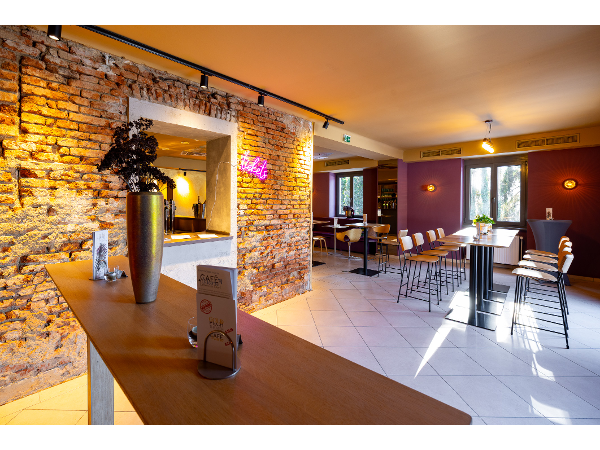 Bild 4 von Café MARIE, GOLD & PECH Theater