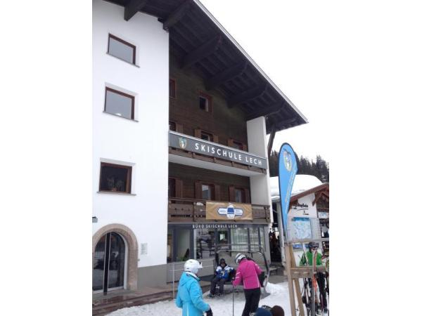 Bild 1 von Skischule Lech GmbH & Co KG