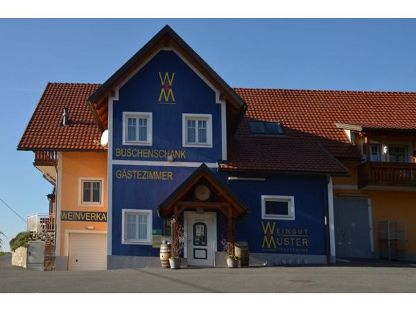 Bild 1 von Muster Bernhard u. Gertrud Weingut-Buschenschank-Gästezimmer