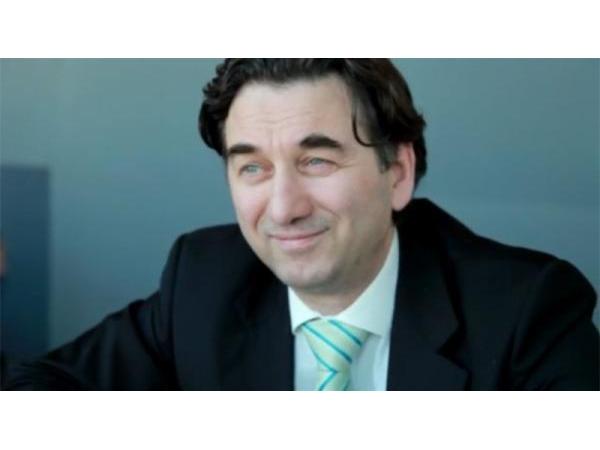 Bild 1 von Univ. Prof. Dr. Paya Kurosh