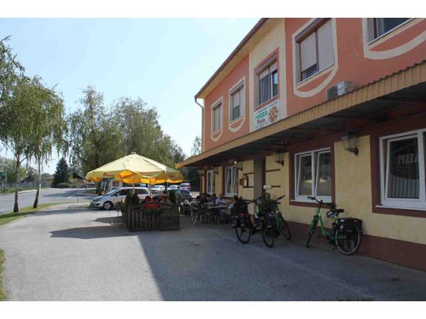 Bild 15 von Pizza Bella Großpetersdorf
