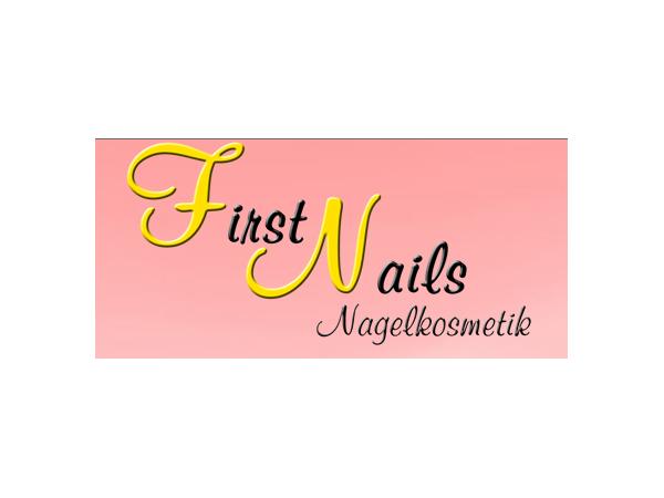 Bild 4 von First Nails - Monika Tisch