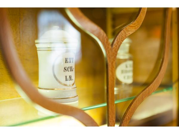 Bild 8 von Internationale Apotheke