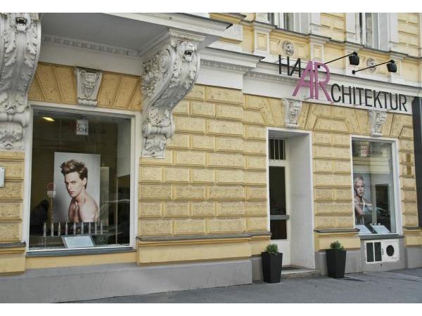 Bild 1 von HaARchitektur Elena Markisa GmbH