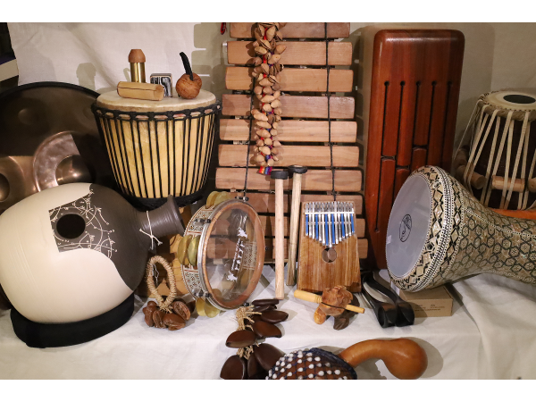 Bild 16 von Gandharva Loka - Klanghaus - The World Music Store