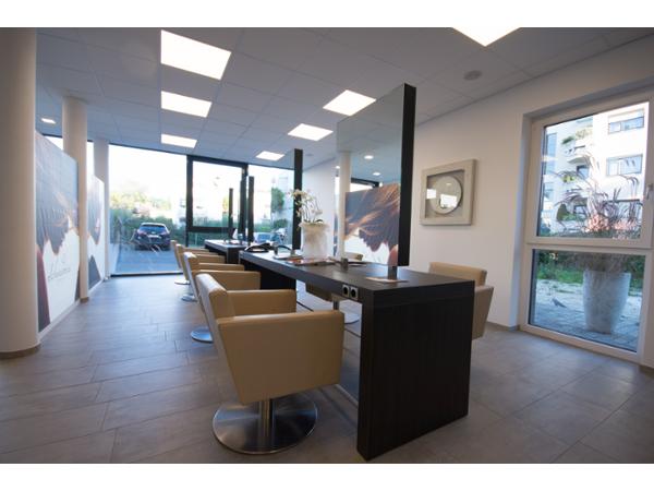 Bild 8 von Schneiderei Friseure