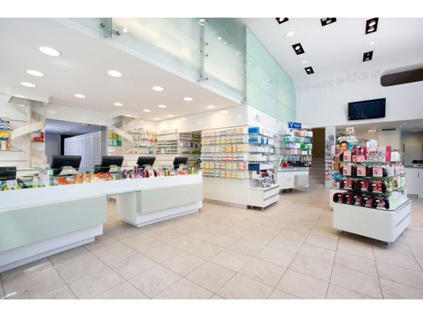Bild 2 von Allerheiligen Apotheke Herbert Baldia KG