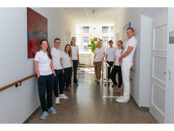 Bild 3 von Physio Central - Praxis für Physiotherapie und Osteopathie