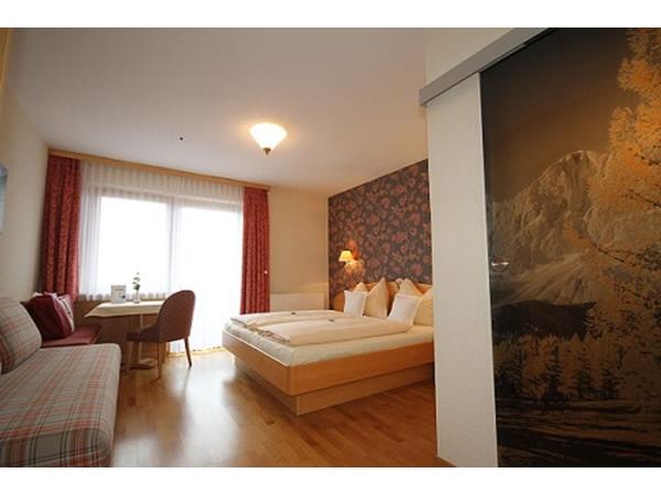 Bild 5 von Waldfrieden Hotel - Familie Stocker