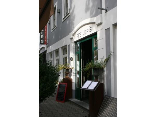Bild 3 von Pfeiler's Bürgerstüberl & Hotel