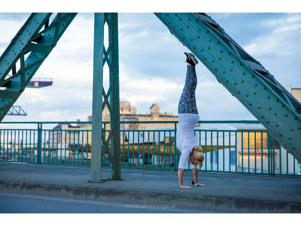 Bild 4 von ALL IN YOGA Irene Kapl
