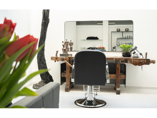 Bild 10 von Hairworld Salzburg