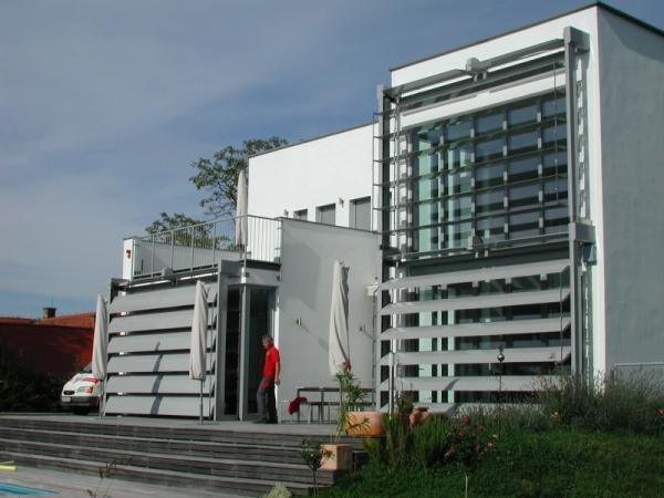 Bild 2 von Barth & Partner Edelstahldesign KG