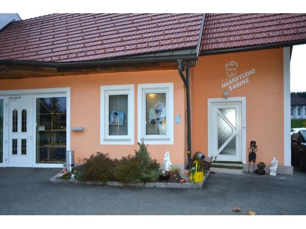 Bild 1 von Haarstudio Sabine