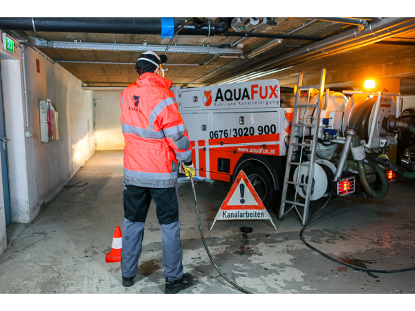 Bild 4 von AquaFux Rohr- und Kanalreinigung GmbH