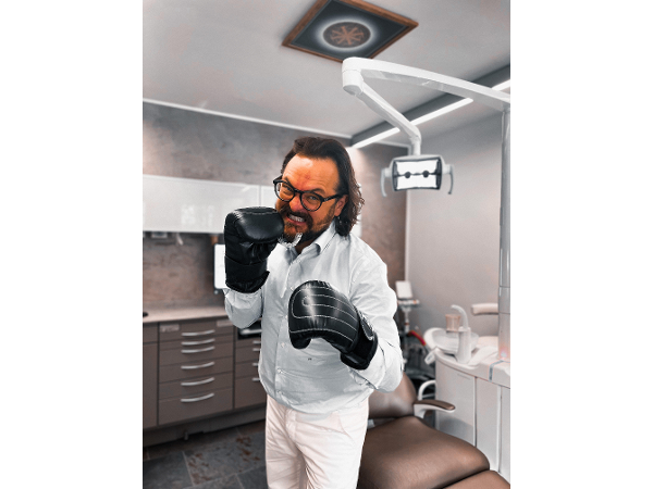 Bild 7 von Zahnarzt Dr. Jörg Hannesschläger, Praxis für Zahnmedizin und Kieferorthopädie in Klagenfurt