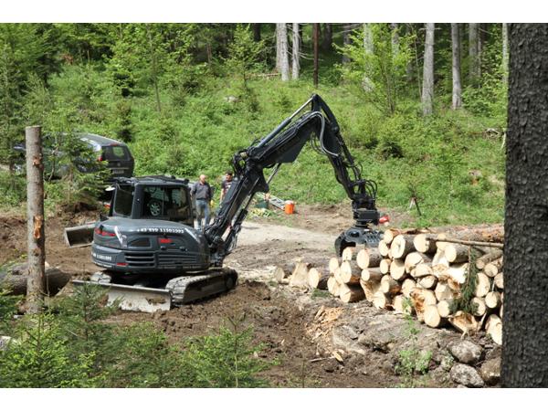 Bild 1 von Erdbau & Transporte Brunner Marco