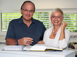 Logo von Raser Office - Raser Sonja u Karl-Heinz