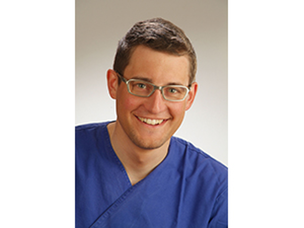 Bild 2 von Zahnarzt Dr. Paul HEIN
