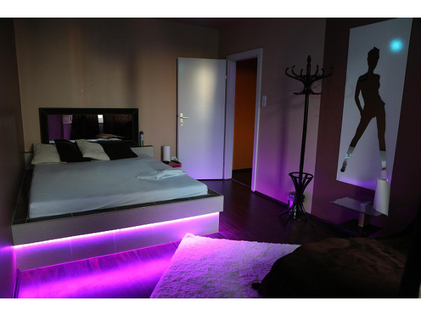 Bild 2 von Laufhaus & Nightclub Herzl Bar (Linz - Leonding)
