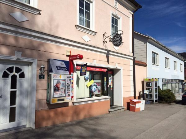 Bild 1 von Kienast Elfriede