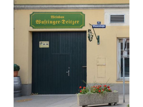 Bild 1 von Wustinger Jochen - Buschenschank