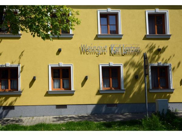 Bild 1 von Buschenschank Karl Lentner