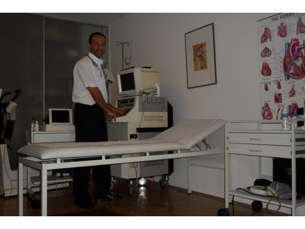 Bild 4 von Dr. med. univ. Mehrdad Etemad