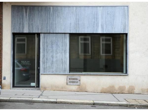 Bild 1 von Galerie Raum mit Licht