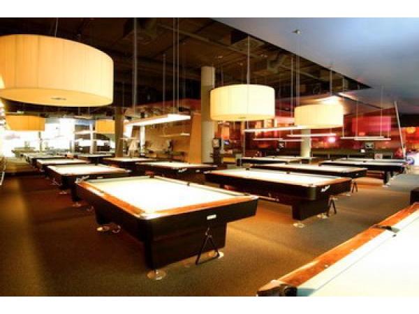 Bild 2 von KUGELRUND Bar & Billardlounge