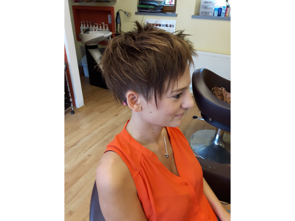 Bild 6 von Sabinas Haarmode