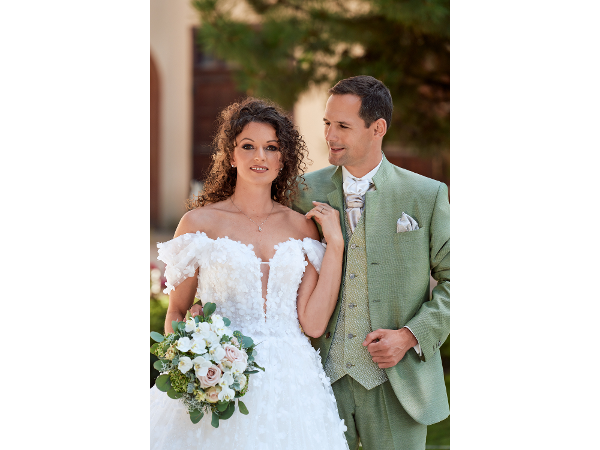 Bild 43 von Neuböck KG Mode/Hochzeit/Tracht