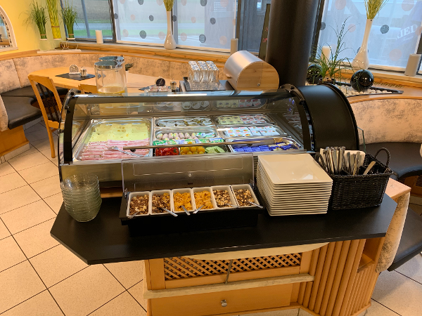 Bild 2 von Avia Cafe Helmut Öhlschläger