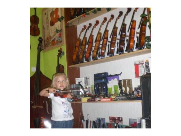 Bild 2 von b.resuloglu - VIOLINaffairs