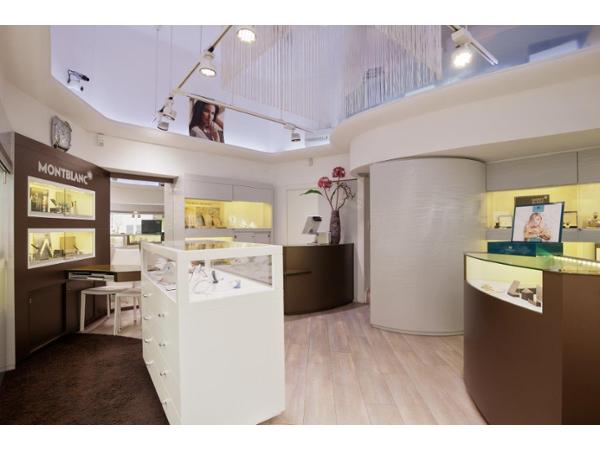 Bild 1 von Juwelier Julius Hampl - Juwelen & Uhren