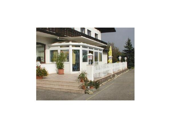 Bild 2 von Gasthof Wirt z' Herbstheim