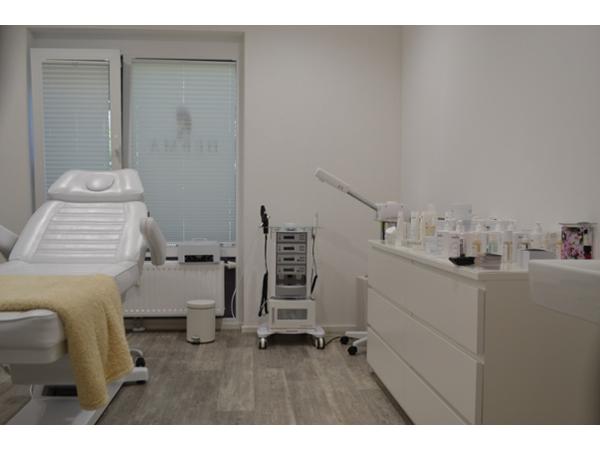 Bild 1 von Derma Beauty Institute - Seher & Sevgi Candan