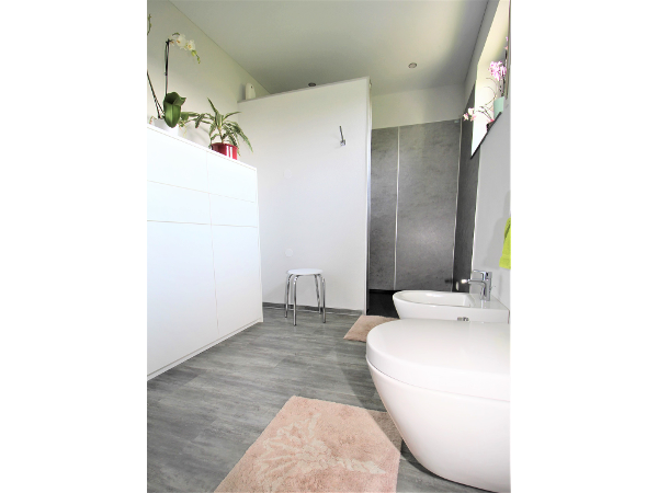 Bild 27 von VitaBad GmbH Dusch & Badrenovierung, GF Klaus Gföhler