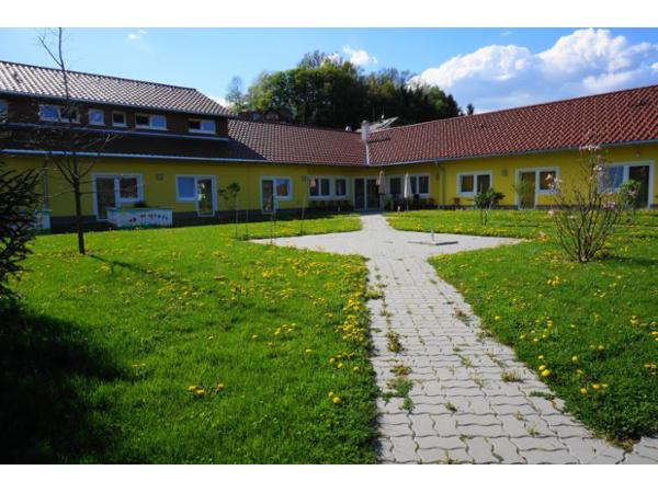 Bild 2 von Pflegezentrum Unterlamm Maurer GmbH