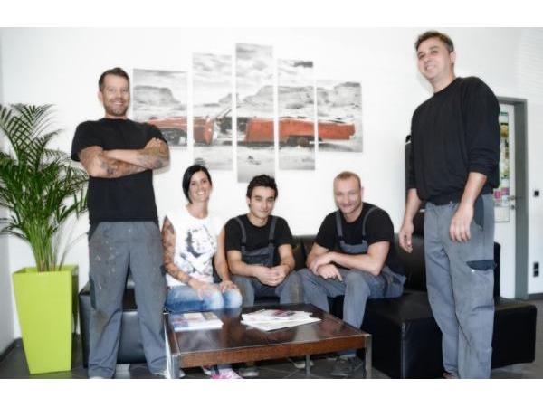 Bild 2 von Car Experts GmbH