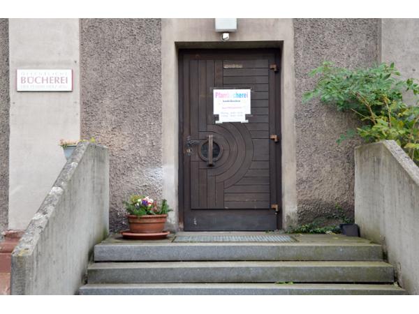 Bild 1 von Öffentl Bücherei d Pfarre Herz Jesu