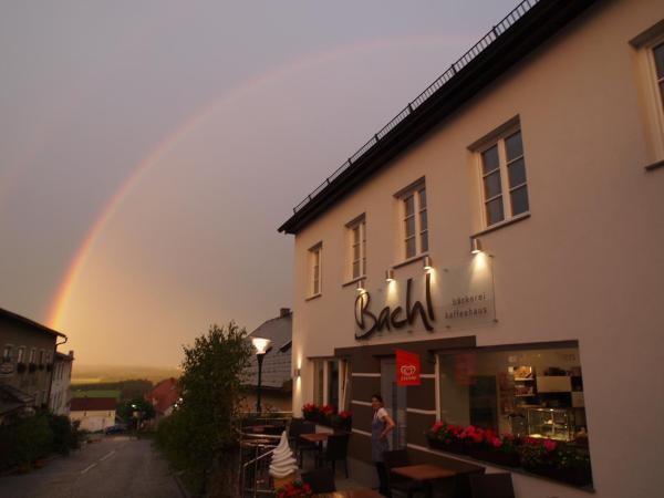 Bild 1 von CAFE - BÄCKEREI BACHL