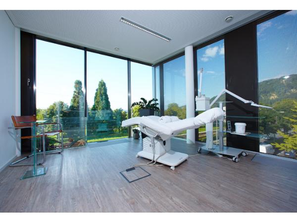 Bild 1 von Health & Beauty - Manuela Linhart-Knafl