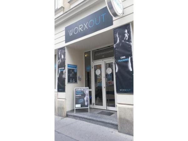 Bild 2 von WORXOUT 1070