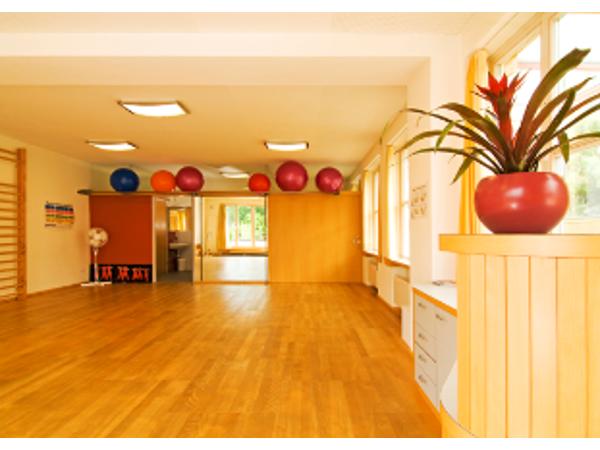 Bild 1 von Hofer Physiotherapie & Osteopathie