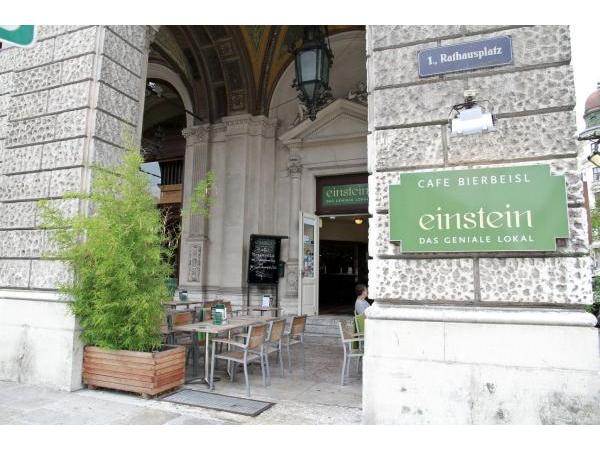 Bild 1 von Cafe Einstein