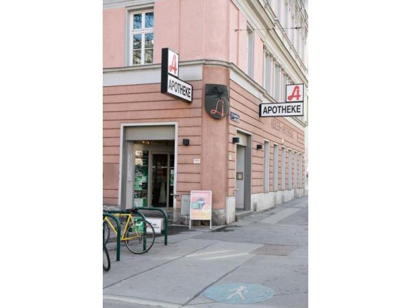 Bild 1 von Adler-Apotheke