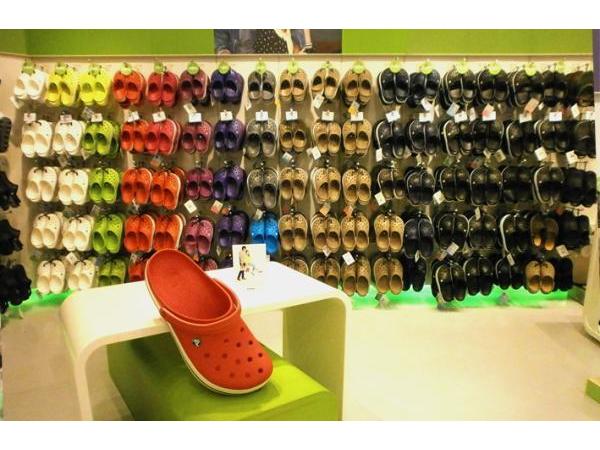 Bild 2 von Crocs Store Donauzentrum Crocs Austria GmbH