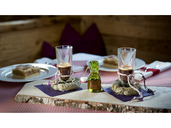 Bild 12 von Almwellness-Resort-Tuffbad**** Superior