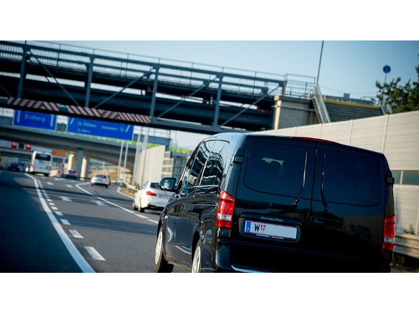 Bild 2 von ECO Flughafentaxi Wien